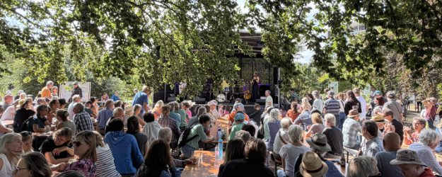 Kein Platz mehr frei beim Konzert des Caro Trischler Trios